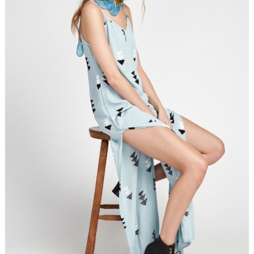 WILDFOX ARROW BUTTON SIDE MAXI DRESS NWOT!